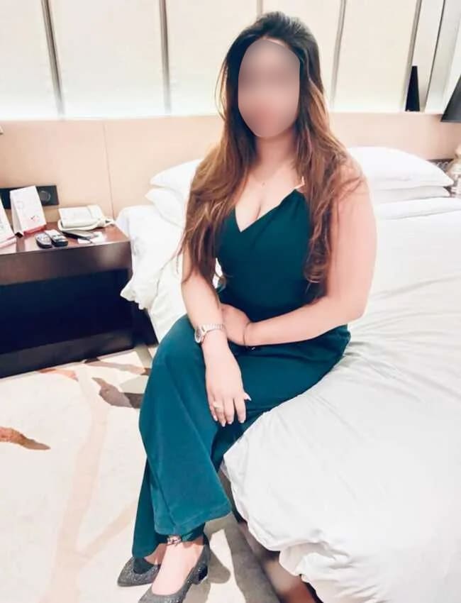 Independent Pune Escort naina