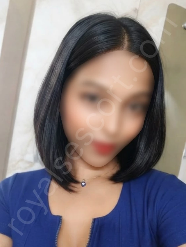 Escort service in begur, bangalore by Rina wearing blue top
